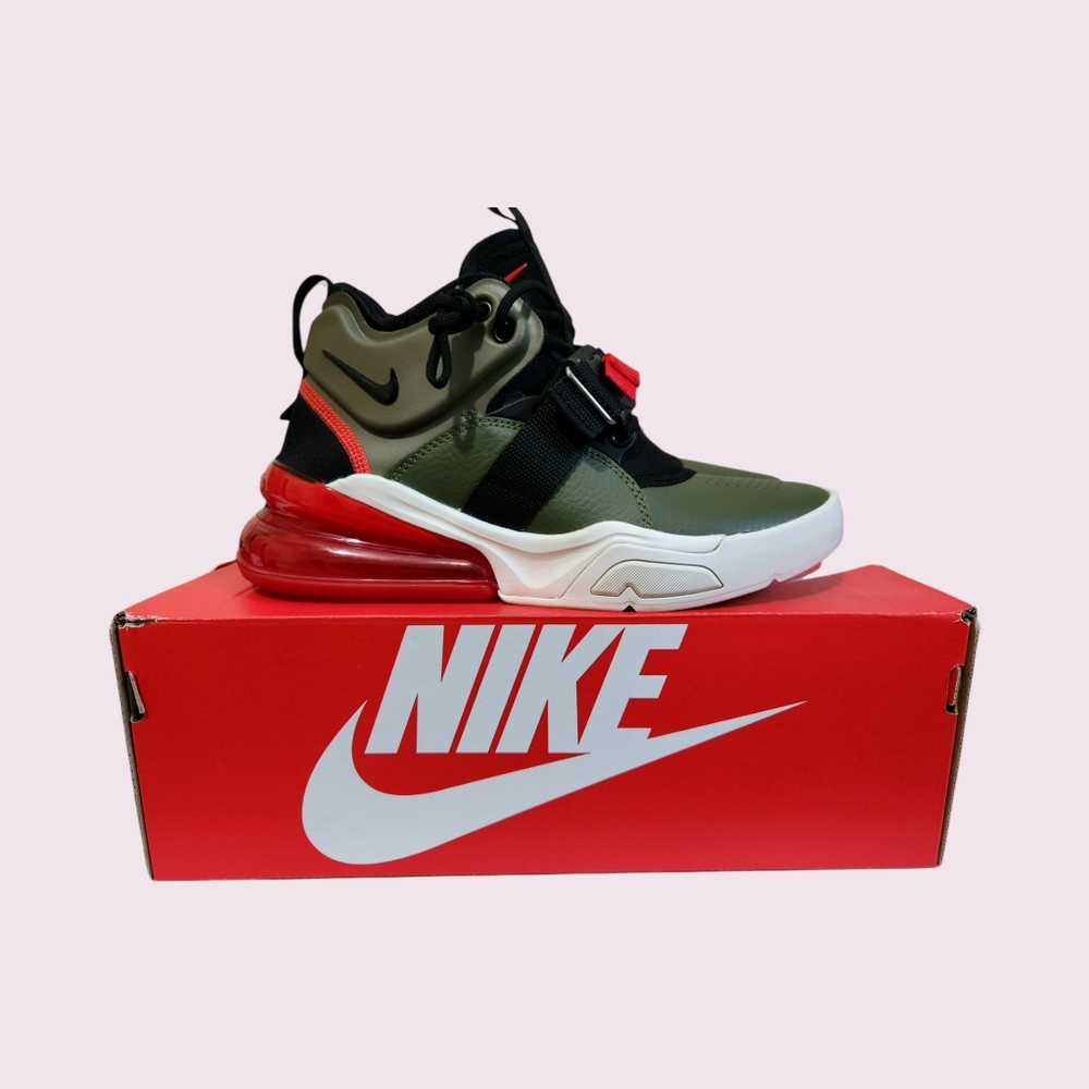 Nike Air Force 270 (GS) - Picture 1 of 13